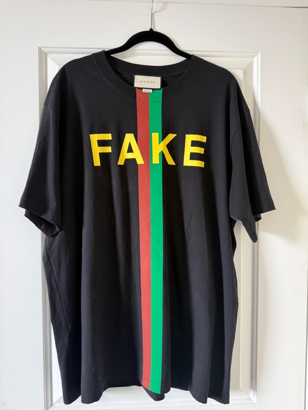 Gucci Black Logo Tag Tee